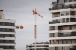 Las hipotecas para vivienda caen un 3,5% en julio mientras elevan su importe medio un 11% hasta su nivel más alto de la historia