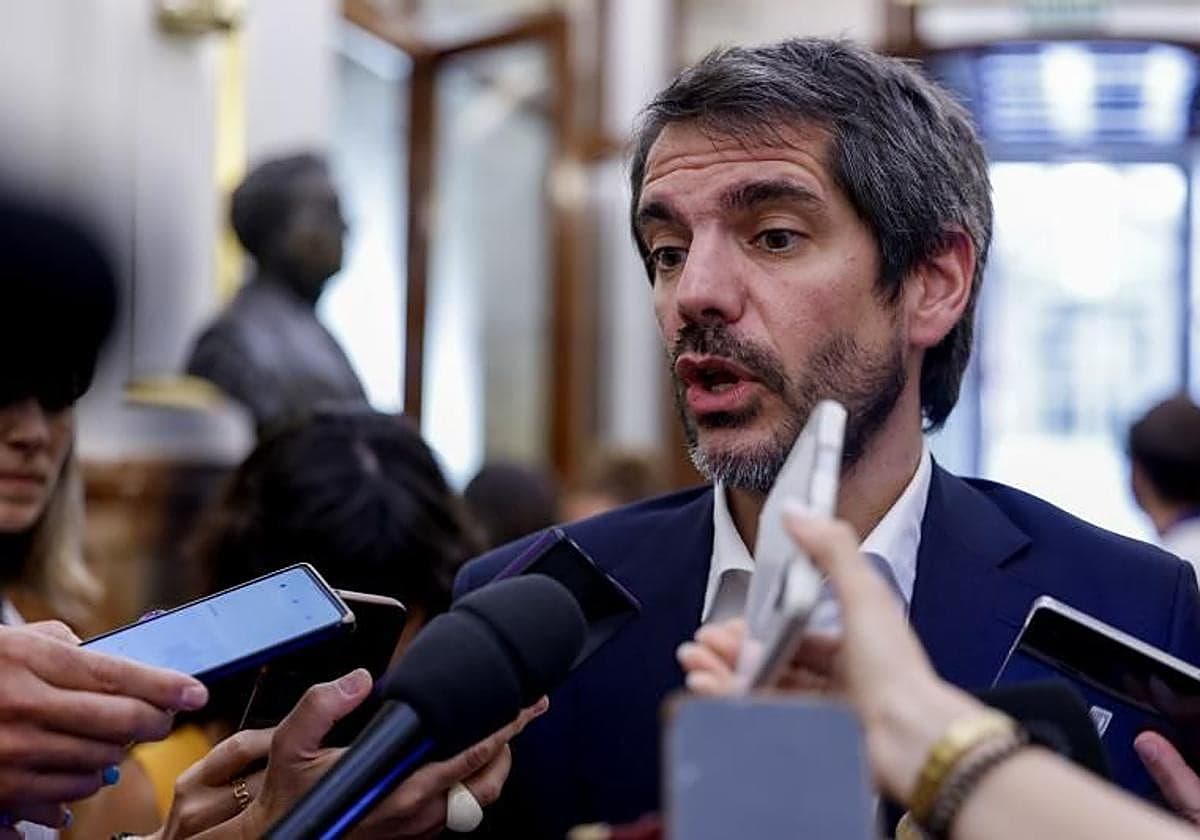 Sumar rechaza la prórroga de Almaraz y acusa al PSOE de incumplir los acuerdos de gobierno