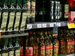 Precio del aceite de oliva virgen extra desde hoy, lunes, 5 de octubre de 2026, en los supermercados: cuánto cuesta en Mercadona, Carrefour o Alcampo