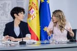 La regularización de inmigrantes distorsiona las cifras de empleo y siembra dudas entre los expertos