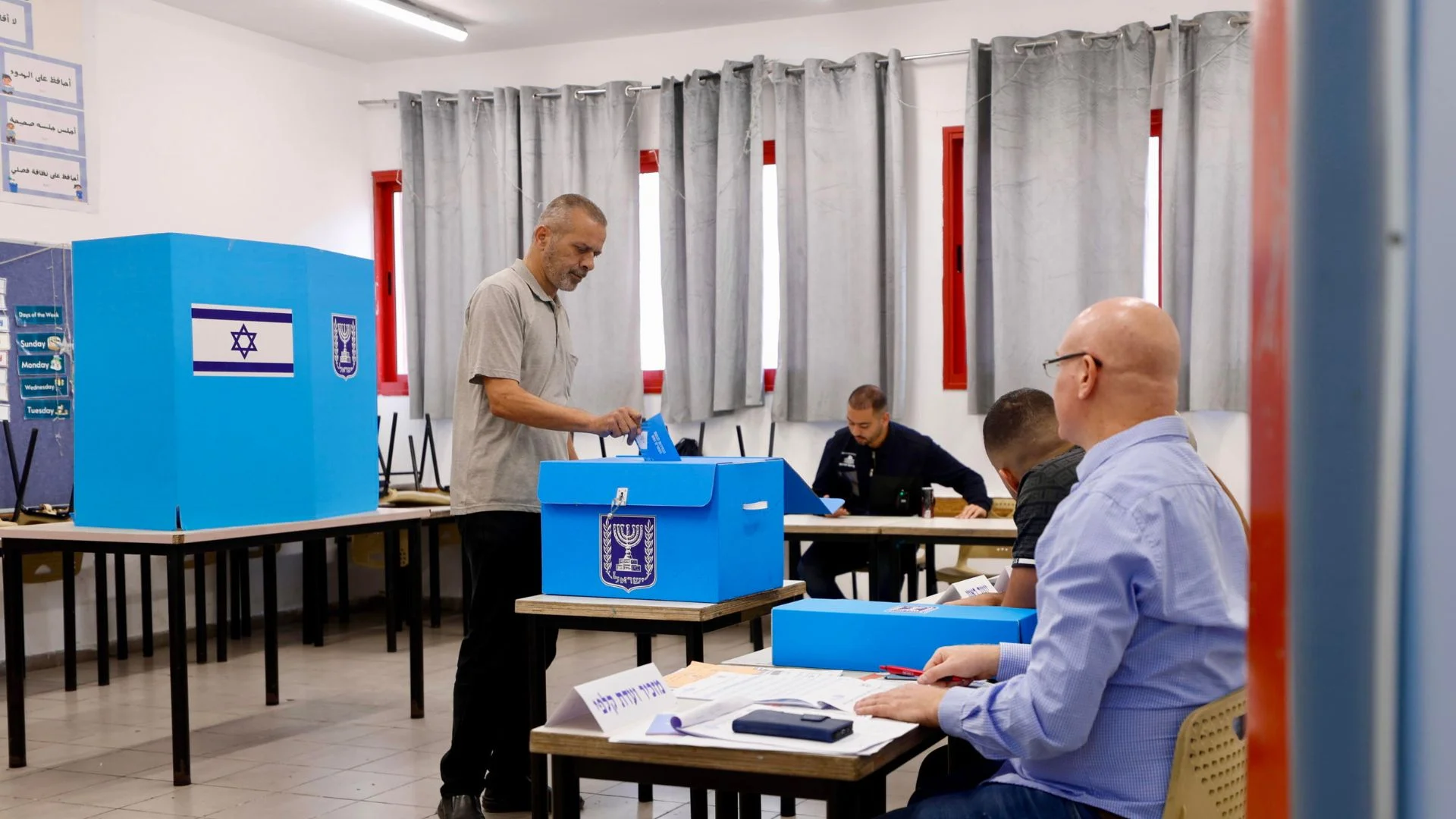 Elecciones en Israel: Netanyahu se juega el gobierno con alta participación y competencia con Eisenkot