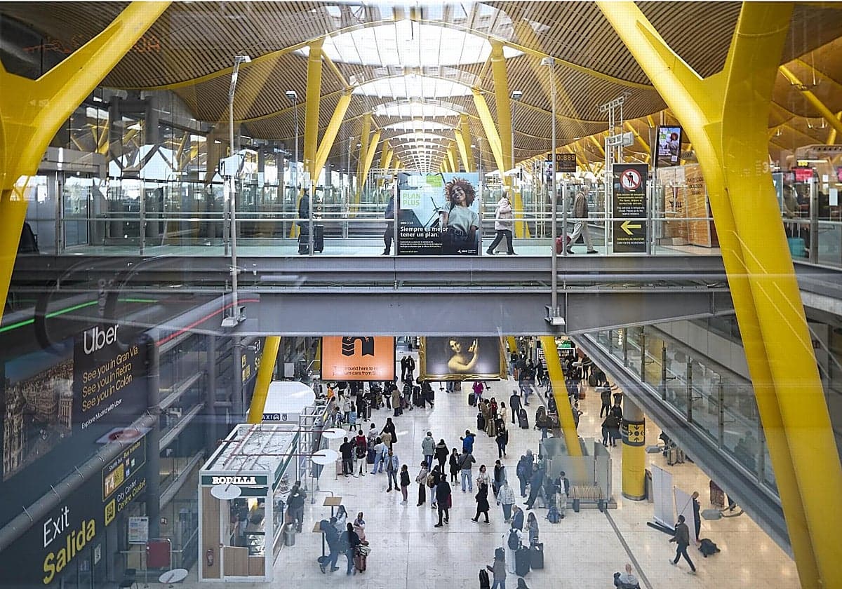 El tráfico aéreo en España crece un 3,7% y supera los 156 millones de pasajeros hasta junio