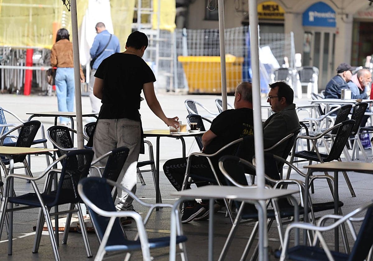 La economía mantiene el pulso con un avance del 2,7% hasta junio