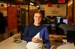 Incapto compite con el INE: el teletrabajo medido en café
