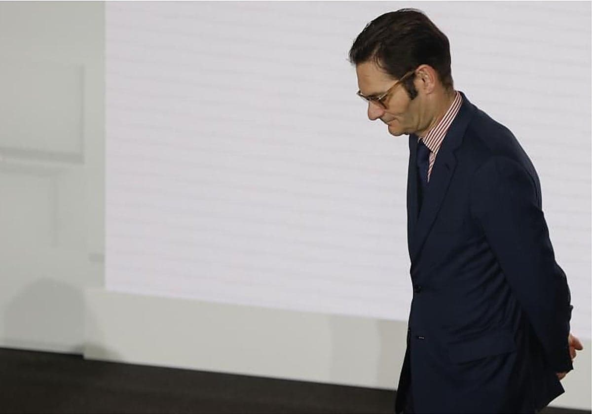 El dueño de Prisa hace caja en Indra tras su rally bursátil y reduce su participación por debajo del 5%