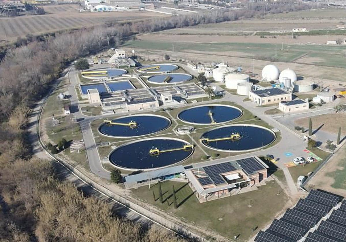 Aqualia y Global Omnium optan a gestionar el abastecimiento de agua de ocho municipios de Barcelona