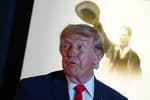 Trump, aprovecha una cláusula de revisión fijada en 2020 y opta por no renovar el T-MEC que seguirá en vigor una década con negociaciones anuales