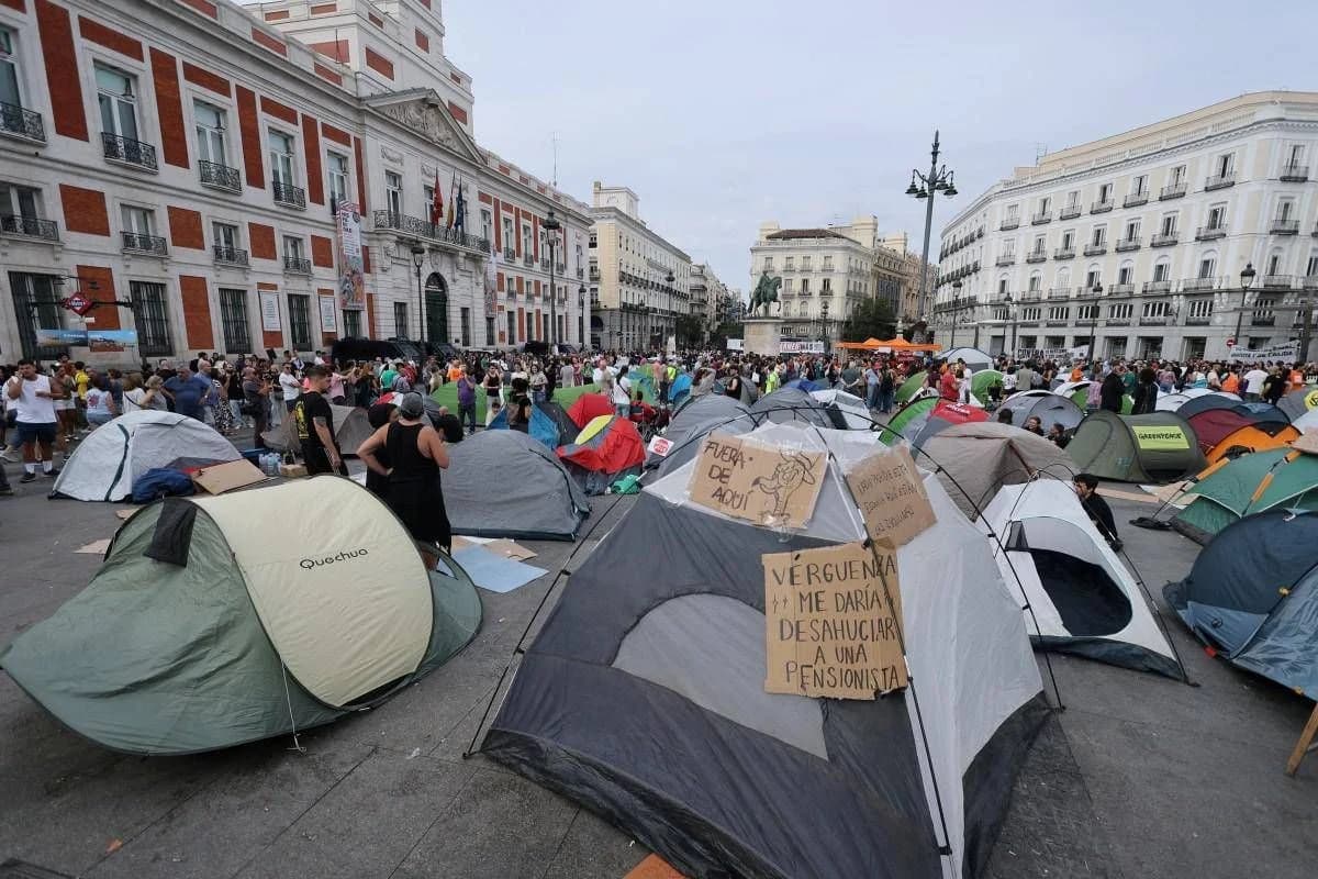 España, suspensión de desalojos para vulnerables hasta 2030: alquileres extendidos hasta 2028