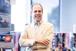 Canon y el salto del primer pingüino: "El móvil nunca ha sido un verdugo para nosotros, multiplica nuestro negocio"