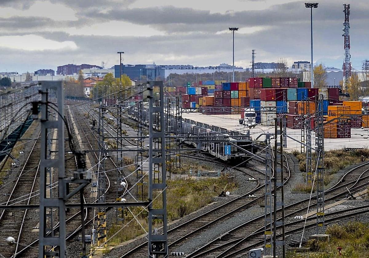 Las instituciones y MSC moverán 50.000 contenedores de mercancías por Vitoria