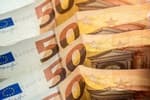 Es oficial: el dinero que te devuelve Hacienda por tener a un familiar mayor de 65 años en casa