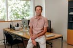 Joan Monràs (Beca Leonardo Fundación BBVA 2024): "Mejorar la calidad de vida de los barrios expulsa a los vecinos"