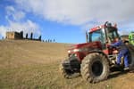 Alarma en el gasóleo agrícola: llenar el depósito de un tractor se dispara en siete meses un 45,6 %