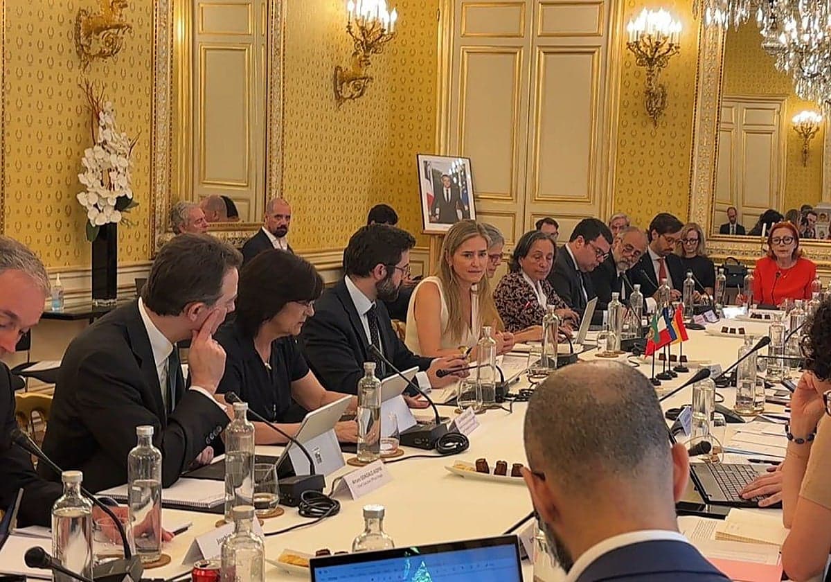 España, Francia y Portugal refuerzan su apuesta por las interconexiones energéticas con el apoyo de Bruselas