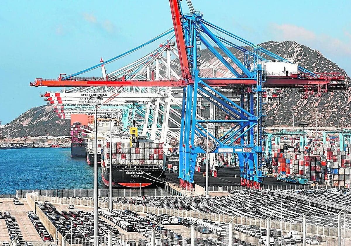 Tánger Med destrona al Puerto de Algeciras como señor del Estrecho