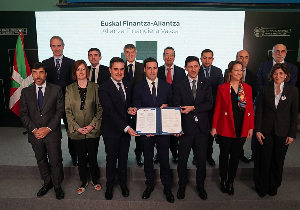 El Gobierno, Kutxabank y sus fundaciones inyectan 2.300 millones en la industria vasca