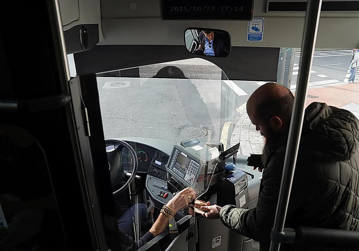 Un conductor de autobús con trastorno bipolar vence a la Seguridad Social y consigue una incapacidad permanente absoluta de 2.522,69 euros al mes