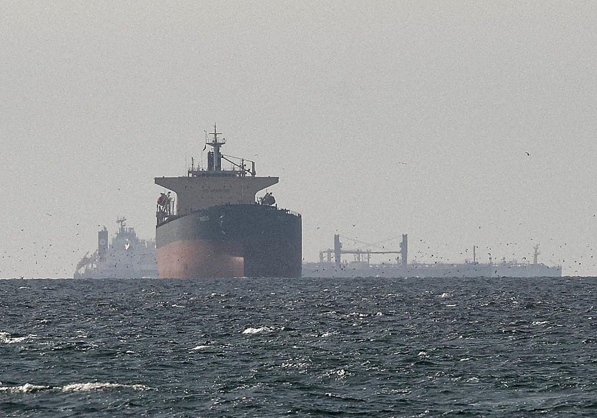 El petróleo cae a mínimos desde que estalló la guerra en Irán