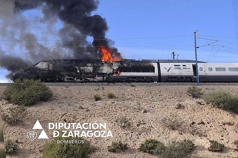 La línea de alta velocidad entre Madrid y Barcelona se retoma con alteraciones y demoras