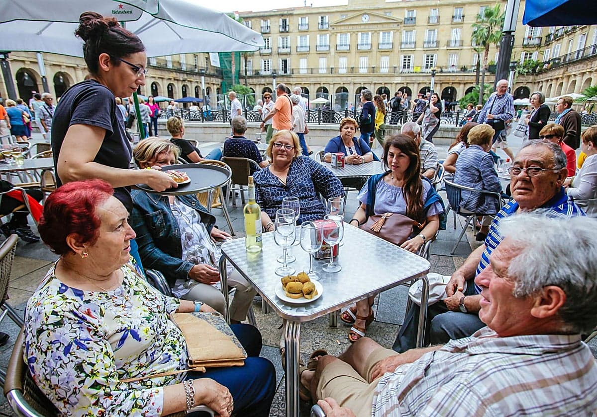La economía vasca resiste las turbulencias internacionales y crece un sólido 2,2%
