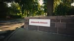 Johnson & Johnson propone un acuerdo de 5.500 millones para resolver las 76.000 demandas por su producto de talco
