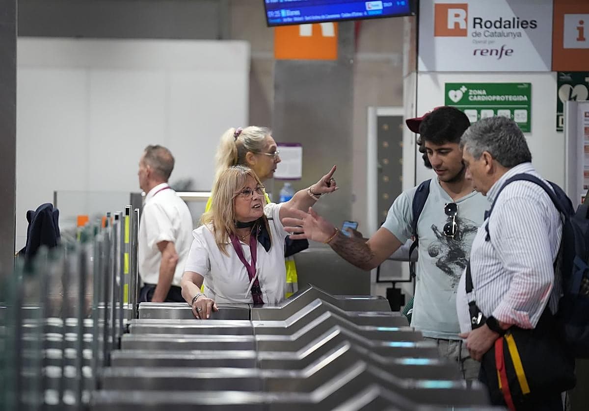 Caos en las Rodalies catalanas por el plantón de los maquinistas: no ven la red segura