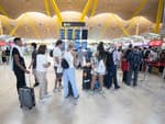 Uno de cada tres españoles no puede permitirse pagar una semana de vacaciones al año