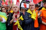 CCOO y UGT ceden a la presión y pactan convocar una huelga general por la crisis de vivienda