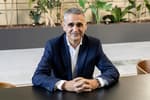 Josu Ugarte, presidente de Schneider Electric Iberia, la mejor empresa para trabajar en España: "Los jóvenes dicen lo que piensan y es bueno, mi generación no lo hacía ni en casa ni en el trabajo"