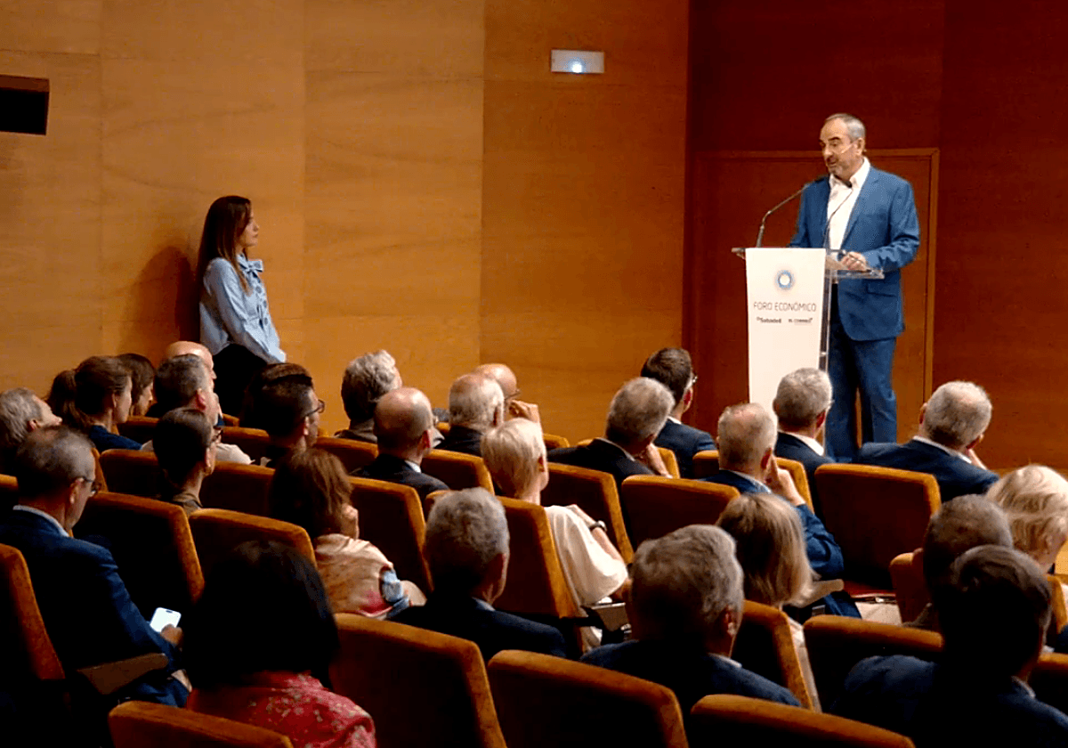 Sigue en directo desde el Euskalduna el Foro Económico Sabadell