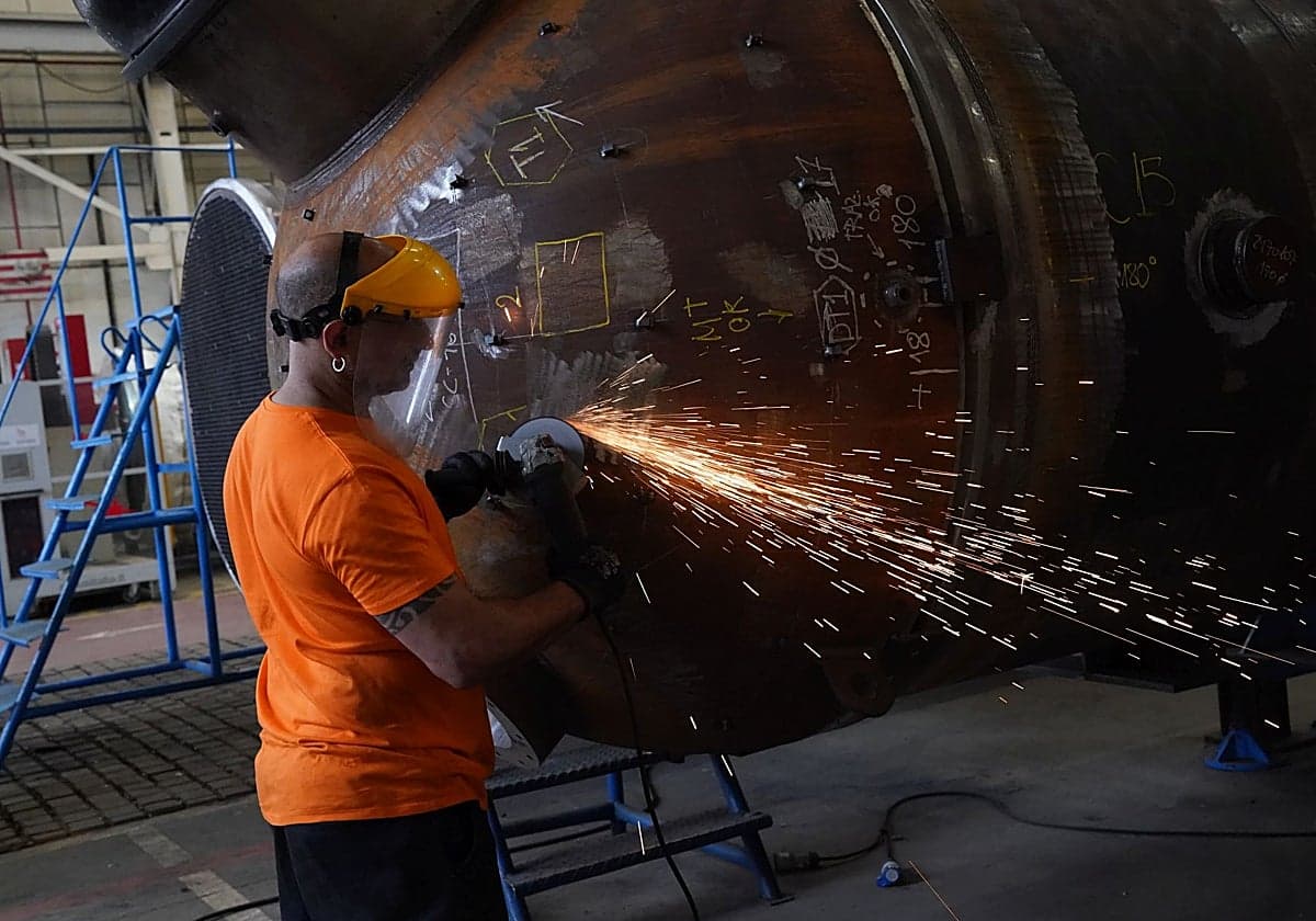 La industria electrointensiva vasca afronta unos costes un 33% superiores que Francia