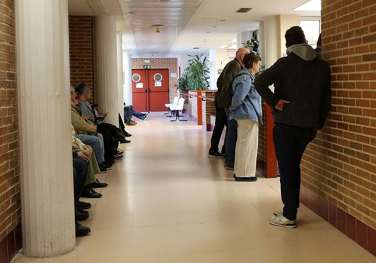 El absentismo repunta por las bajas cada vez más cortas y concentradas en menores de 35 años