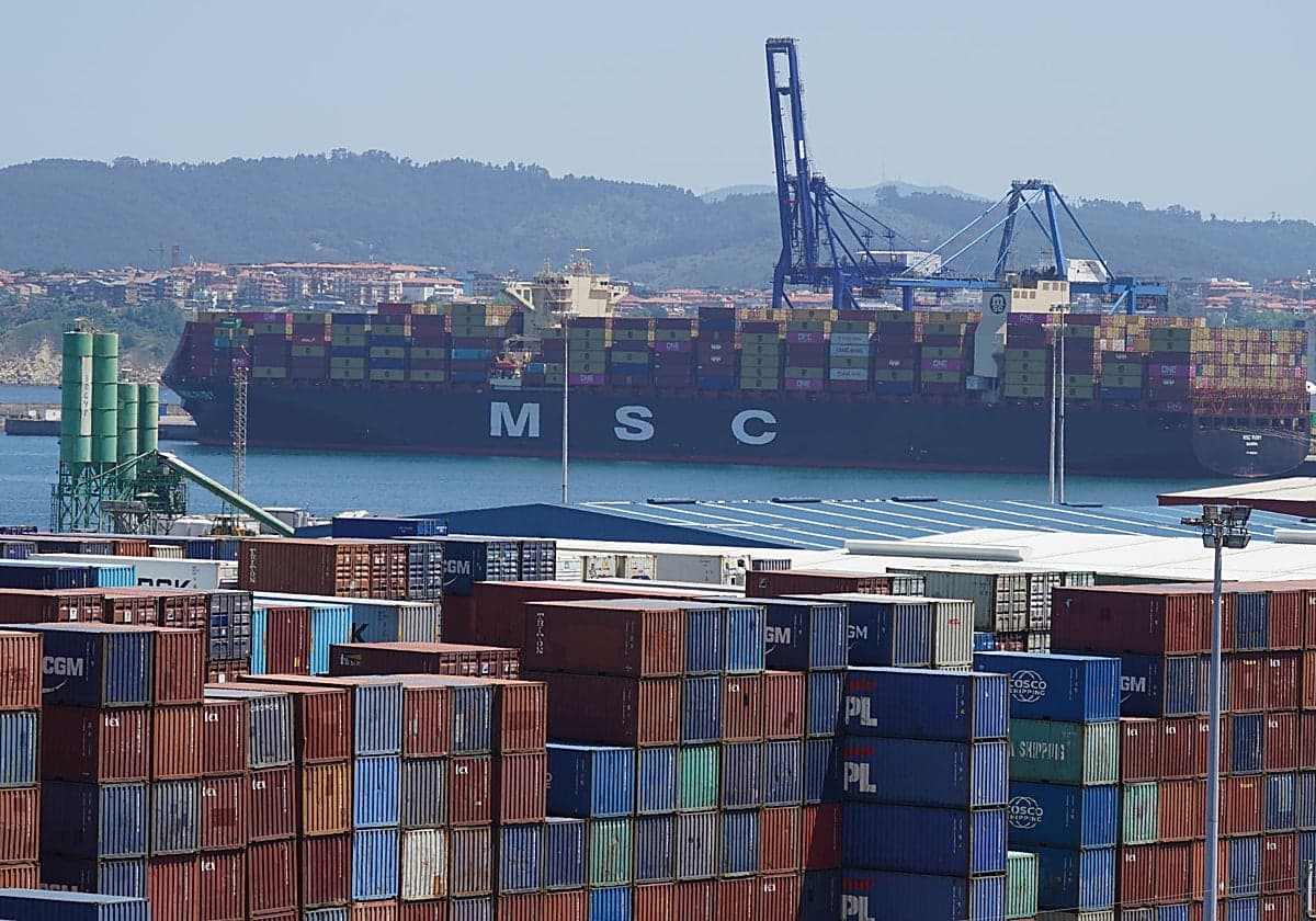 El Puerto de Bilbao aumenta su actividad un 8% en lo que va de año
