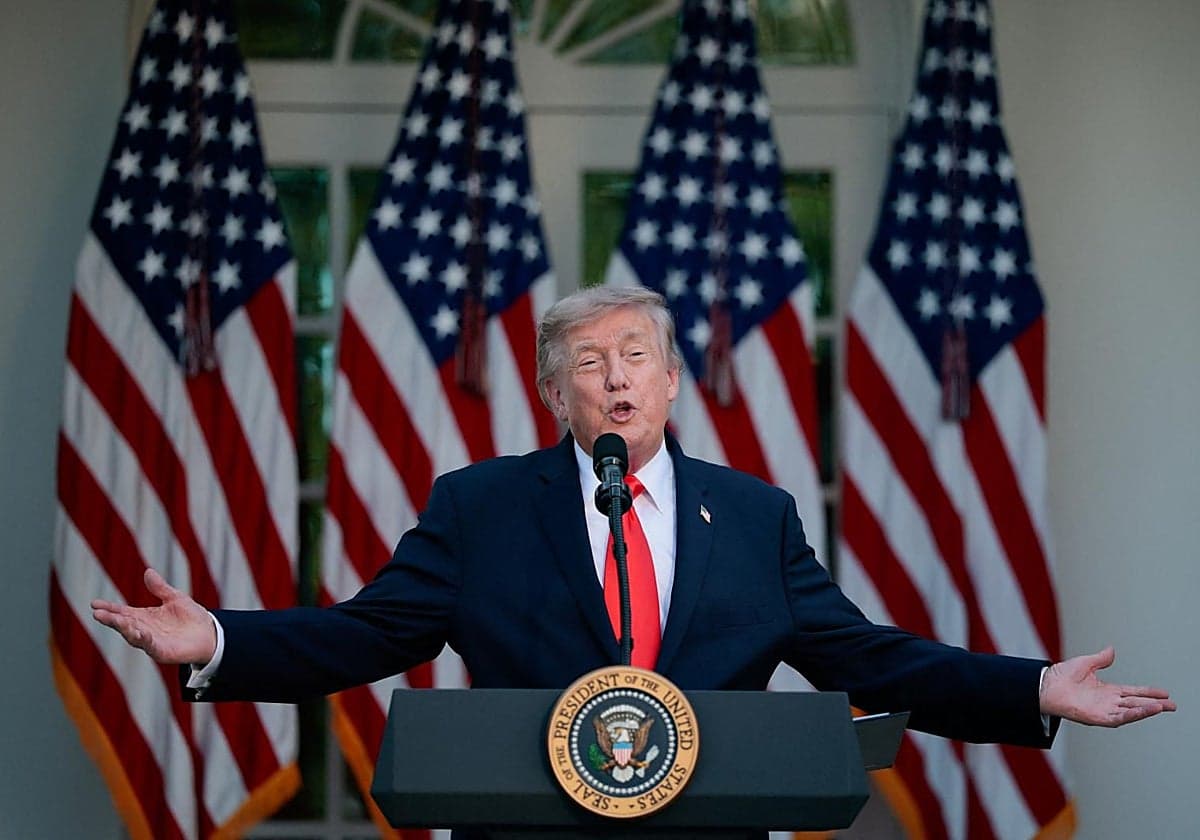 Trump amenaza a Europa con aranceles del 100% si gravan a las tecnológicas de EE UU