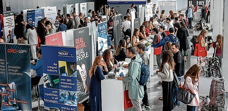 «Ya no solo buscamos ingenieros, sino perfiles que programen y automaticen»