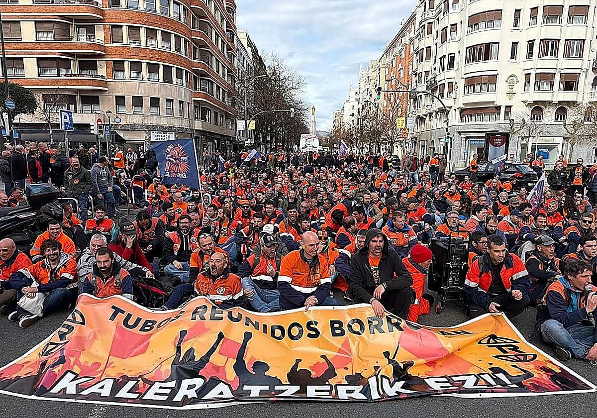 La administración concursal se reúne con los sindicatos de Tubos Reunidos el 8 de septiembre