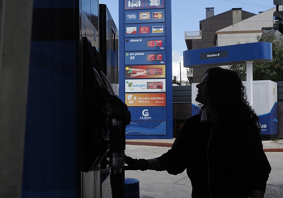 Las gasolineras exigen al Gobierno el regreso «urgente» de los descuentos a los carburantes