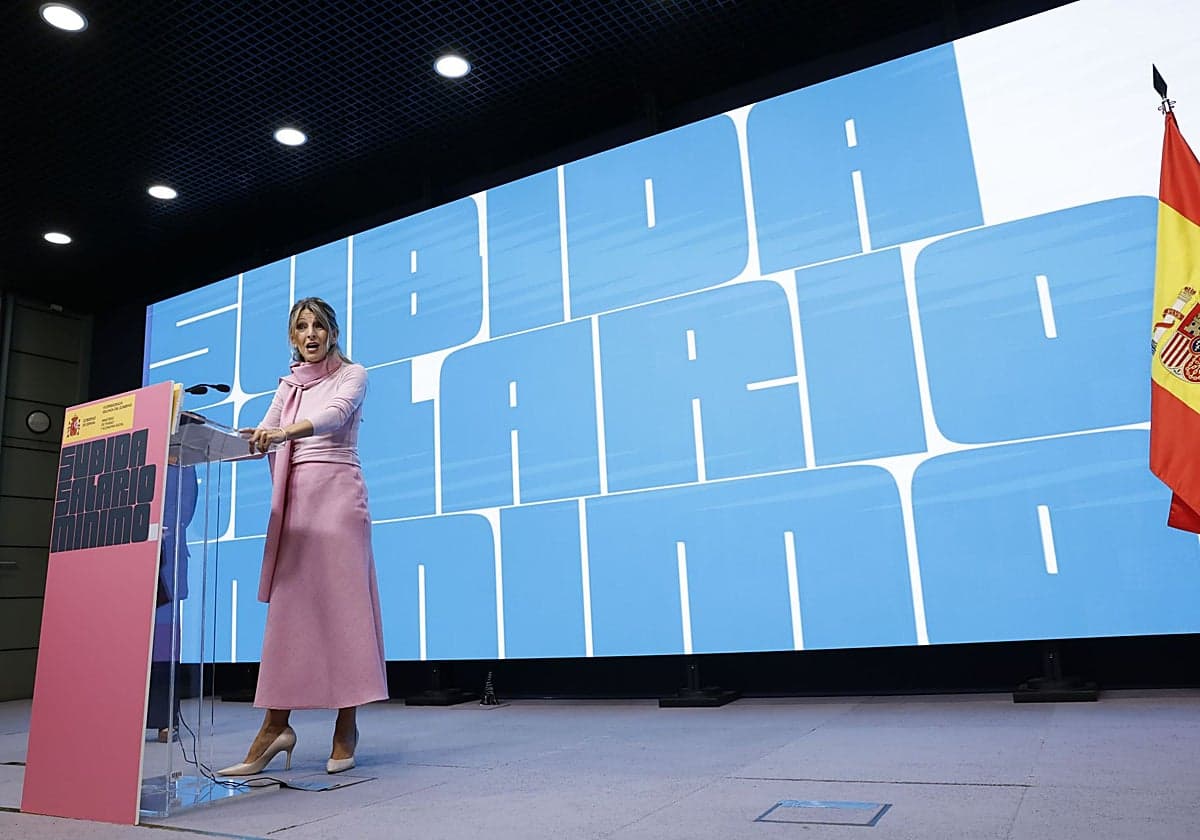 Los empresarios se revuelven contra dos subidas en un año del salario mínimo: «Tiene tinte electoral»