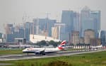 Un vuelo de British Airways con destino a Chicago aterriza de emergencia en Londres tras perder más de 8.000 metros de altitud por un "problema técnico"