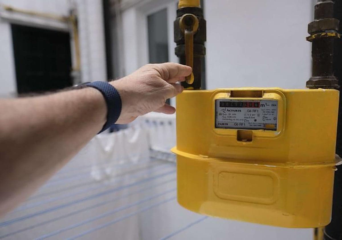 KPMG ve necesario actualizar la Tarifa de Último Recurso de gas para incorporar costes regulatorios